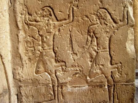 015 Edfu tempel binnenplaats