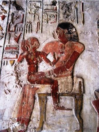 13 El-Kab tombe van Paheri