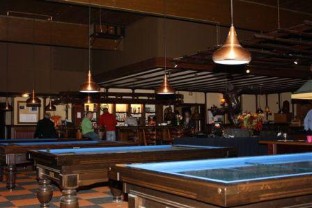 Bar achter