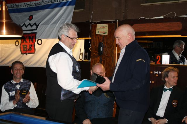 07a Felicitaties voor de nr 7 Koos Groot