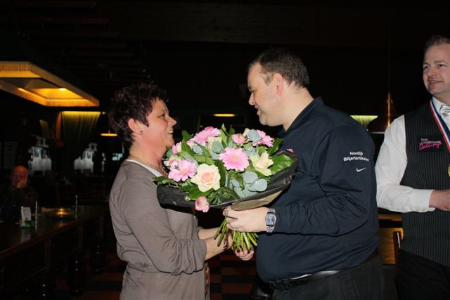 Doortje werd verrast met een bloemstuk 2