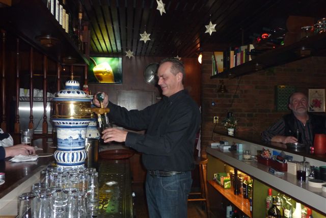 22 Raymond tapt er een met plezier