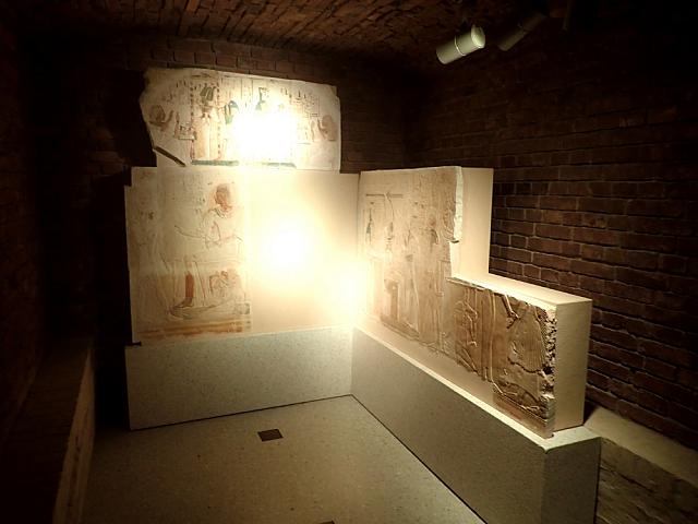 Cultuskamer van Amenhotep en zijn vrouw Renenutet. Uit opgravingen en de collectie Khashaba, Assiut