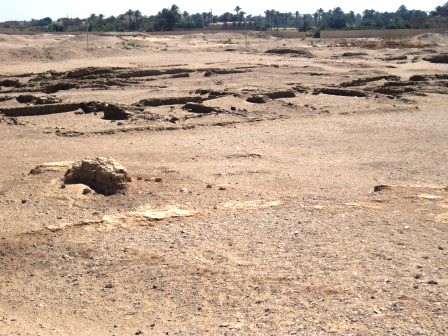 48 Tempel naast het paleis van Ahmose