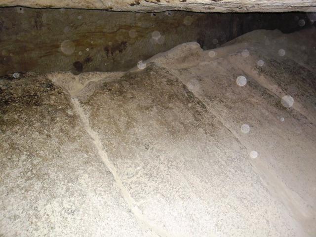 4 Bovenkant van de grafkamer van Mykerinos