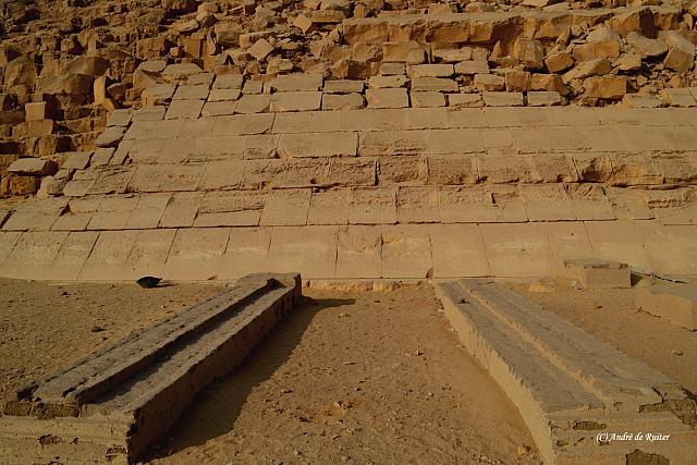 De rode piramide