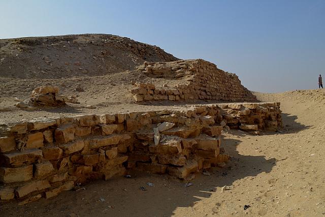 Piramide van Sekhemchet