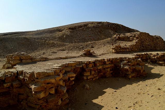 Piramide van Sekhemchet