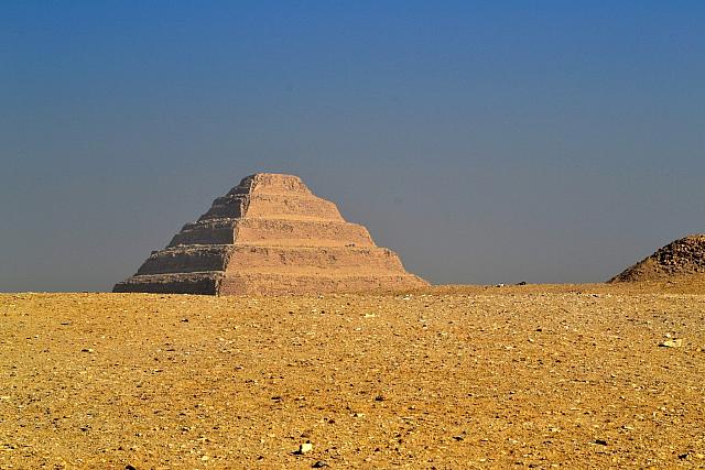 Piramide van Sekhemchet