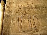 014 Edfu tempel binnenplaats