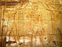 019 Edfu tempel binnenplaats