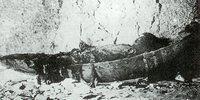 20 Mummie Sethnacht op de houten boot. In KV35