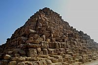 Piramide van koningin Henutsen